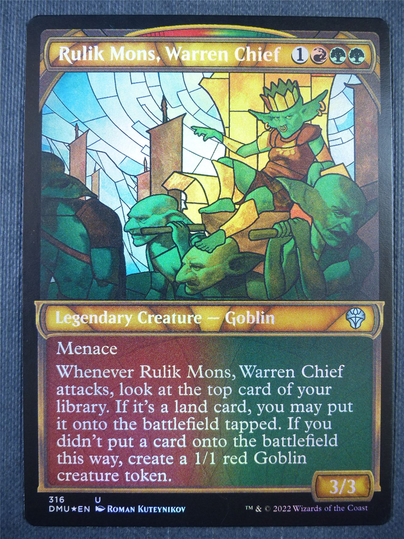 Rulik Mons Warren Chief Showcase Foil - Mtg Card #8TA