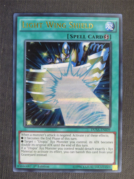 Light Wing Shield DUSA Ultra Rare - 1st ed - Yugioh Cards #28M