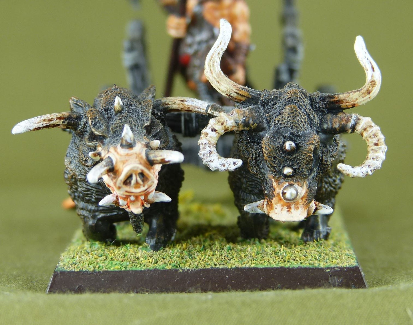 Classic Metal Beastmen Chariot - Painted - Chaos - Beasts Of Chaos - Warhammer Fantasy AoS #14A