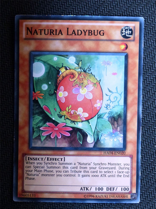 Naturia Ladybug  - HA04 - Super Rare - Yugioh Card # 1D97