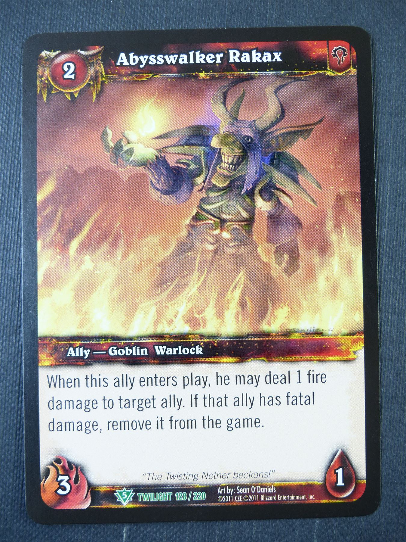 Abysswalker Rakax 128/220 - WoW Card #17I