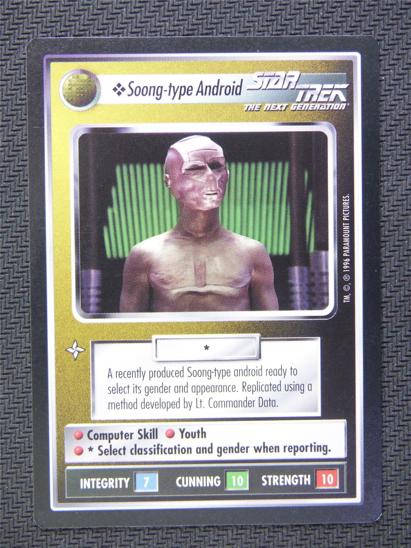 Soong Type Android Black Border - Star Trek CCG Next Gen #518