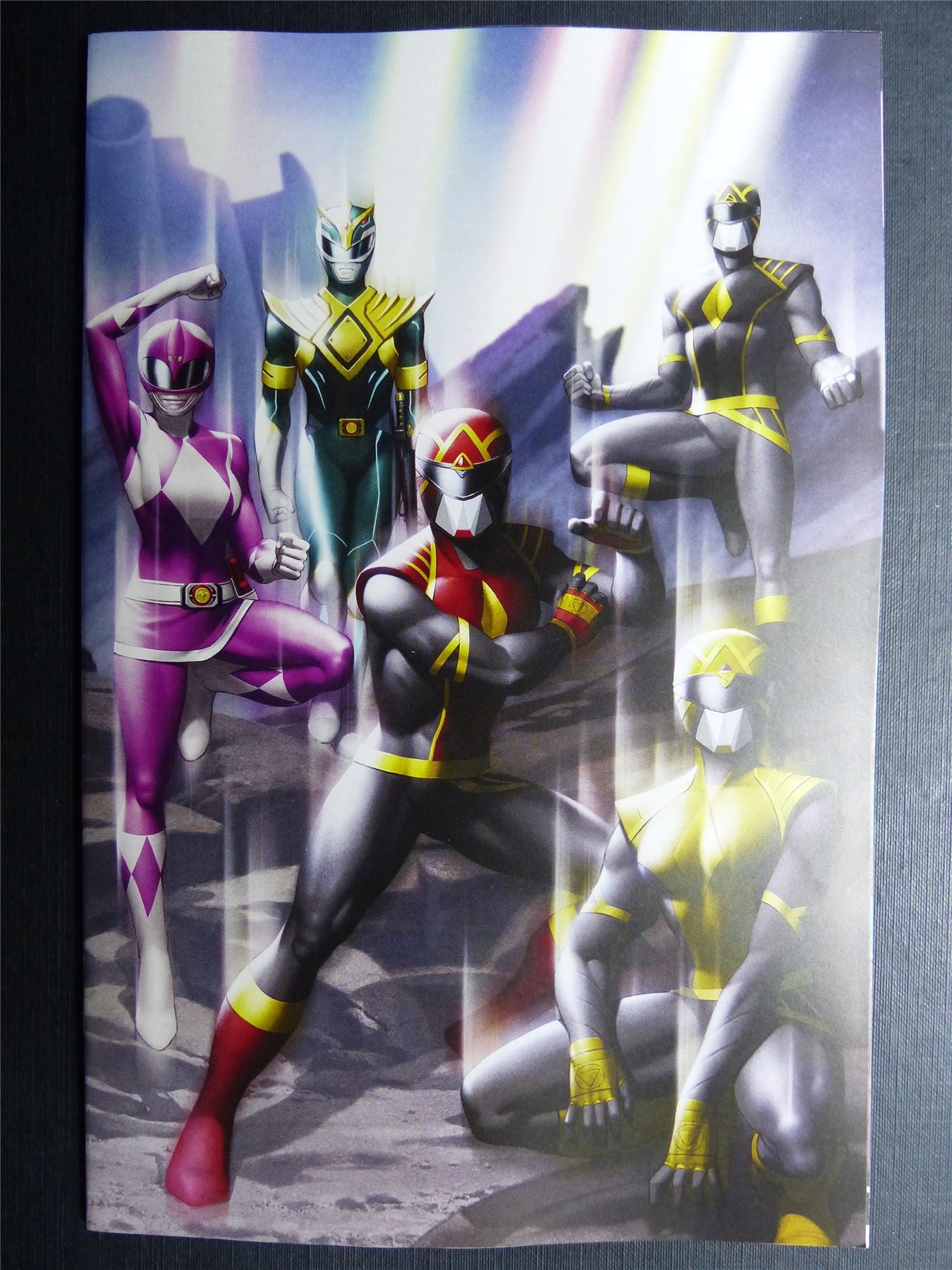 POWER Rangers #1 Exclusive Cover - Nov 2020 - Boom! Comics #K6