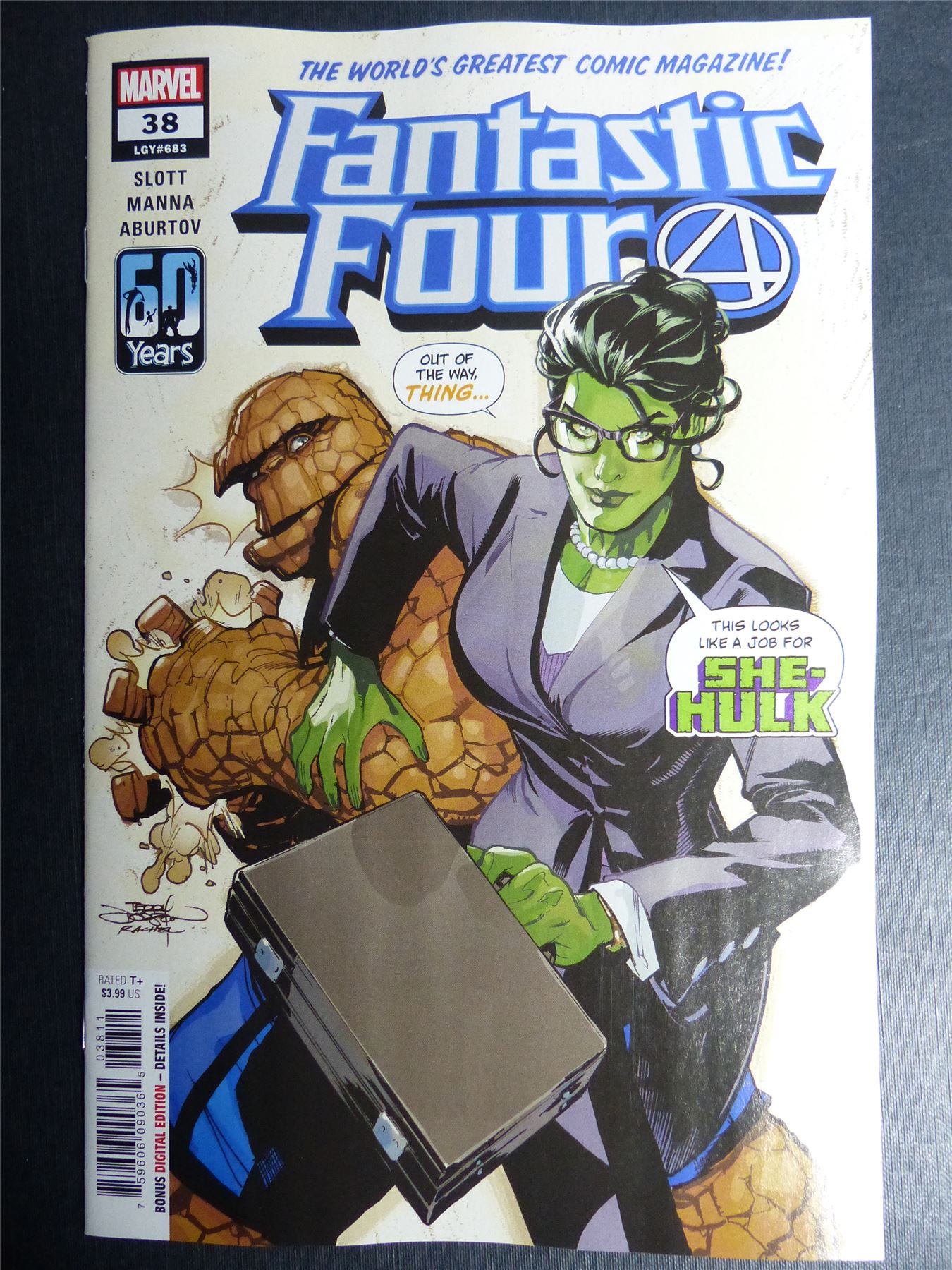 FANTASTIC Four #38 - Feb 2022 - Marvel Comics #33V