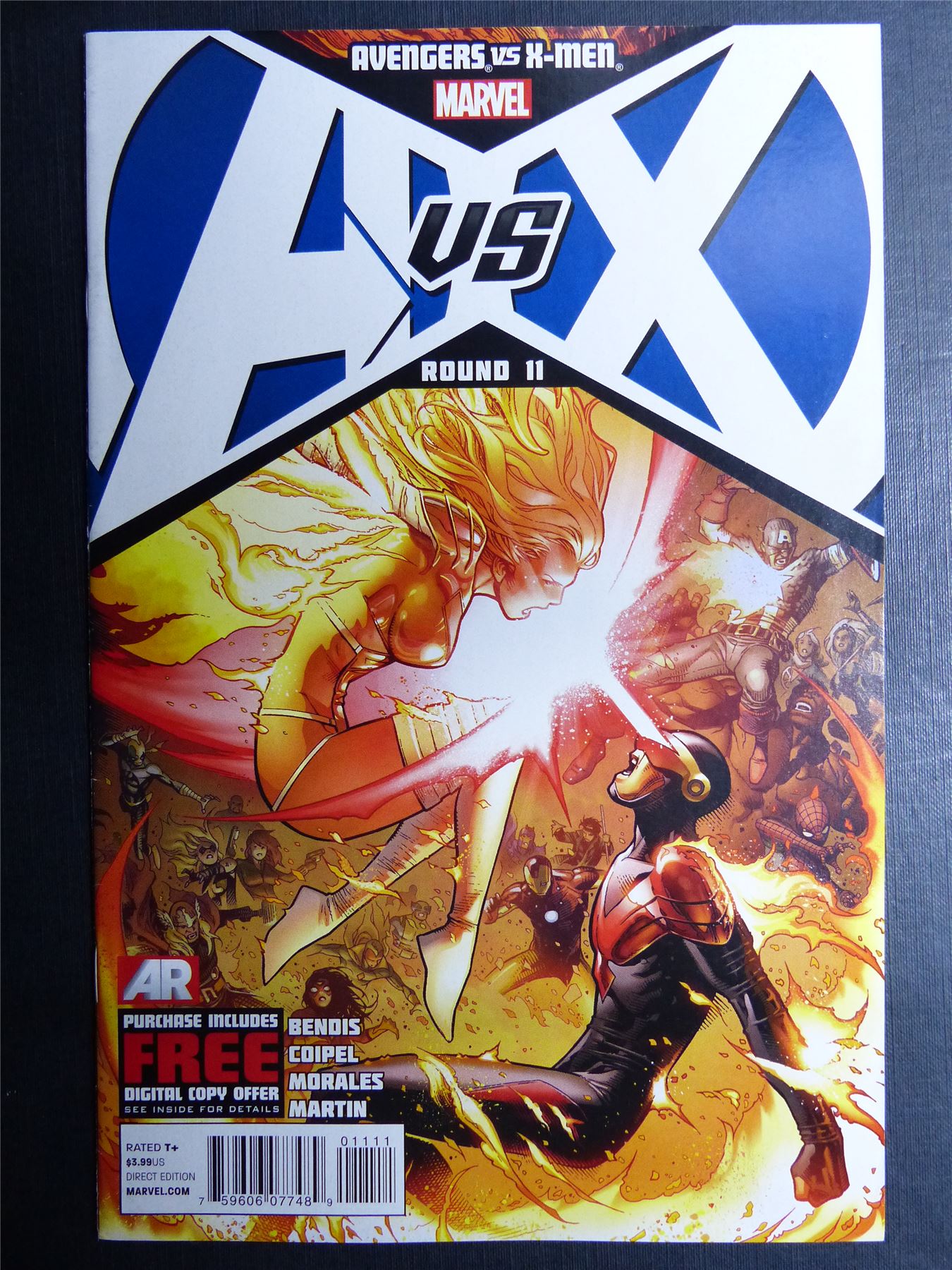 AVENGERS vs X-Men #11 - Marvel Comics #O