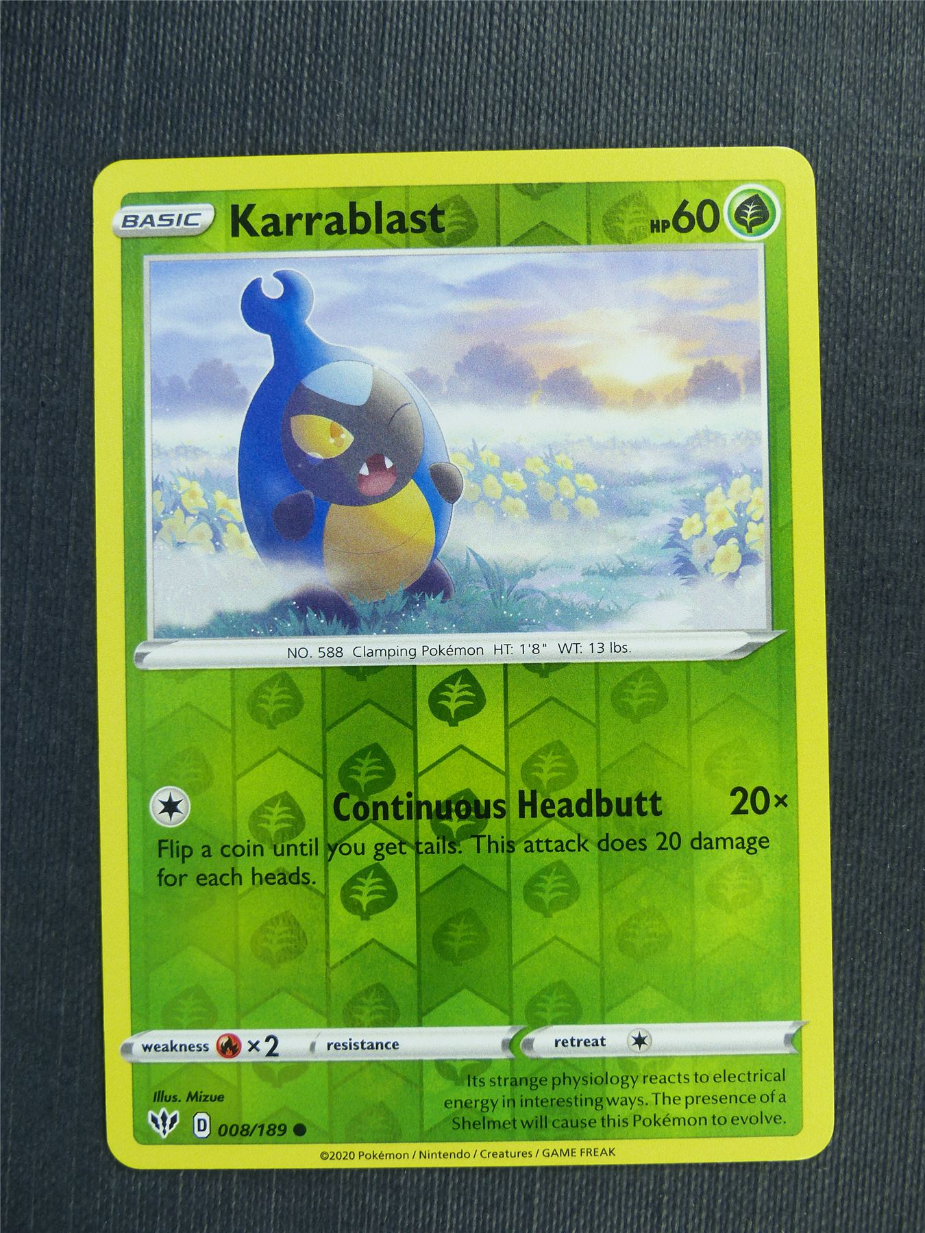 Karrablast 008/189 Reverse Holo - DAA - Pokemon Card  #3BF