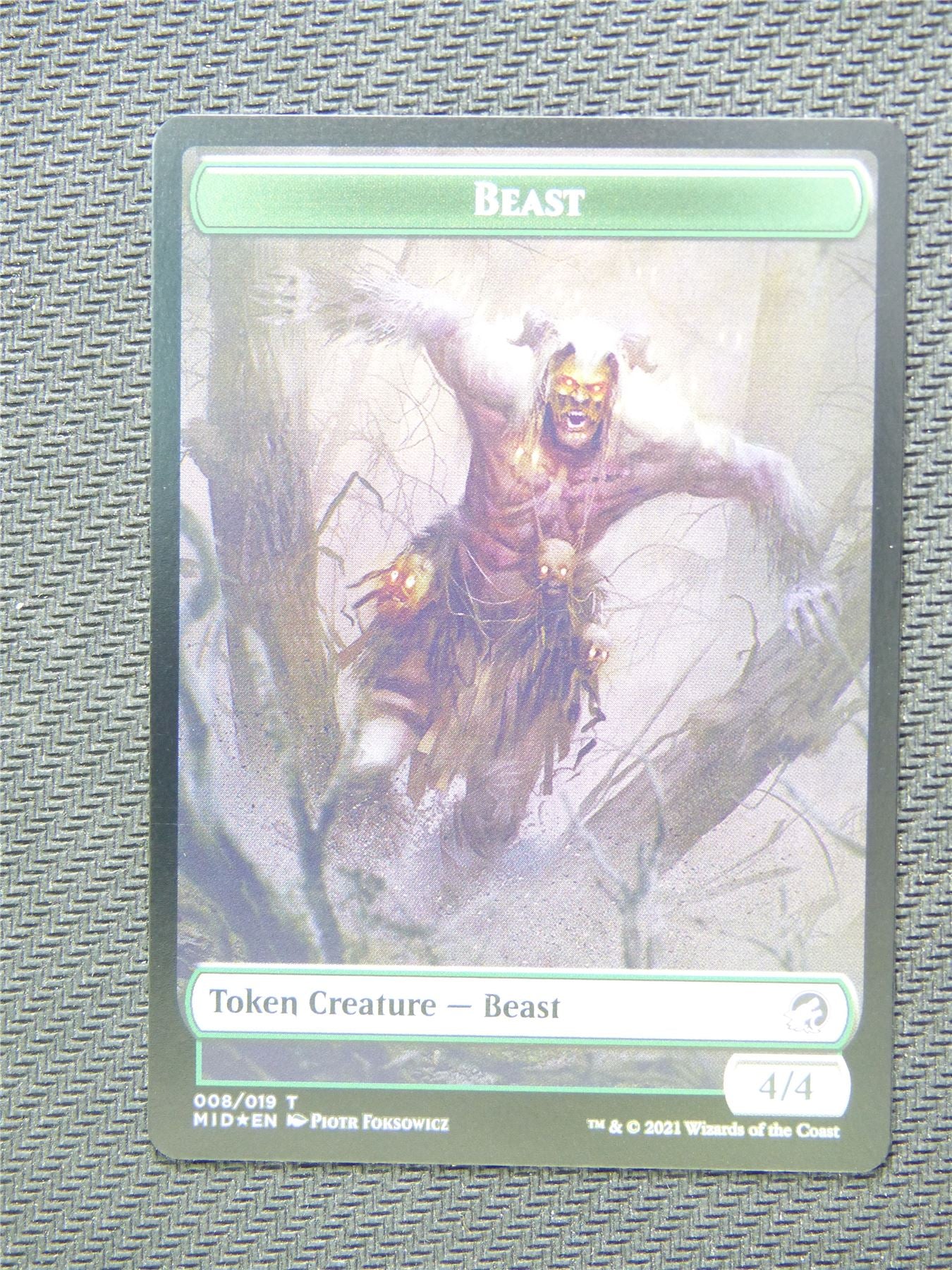 Wolf and Beast Foil Token - Innistrad - Mtg Card #3HN