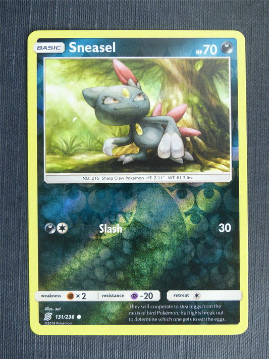 Sneasel 131/236 Reverse Holo - Pokemon Cards #1T3