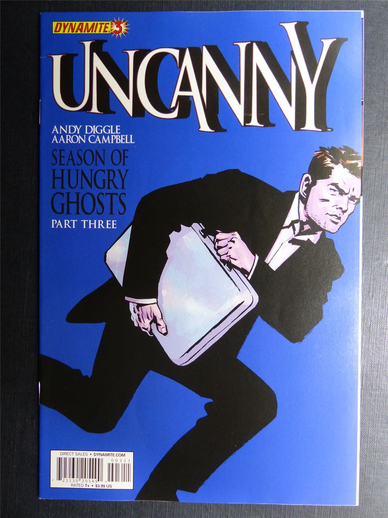 UNCANNY #3 - Dynamite Comics #ES