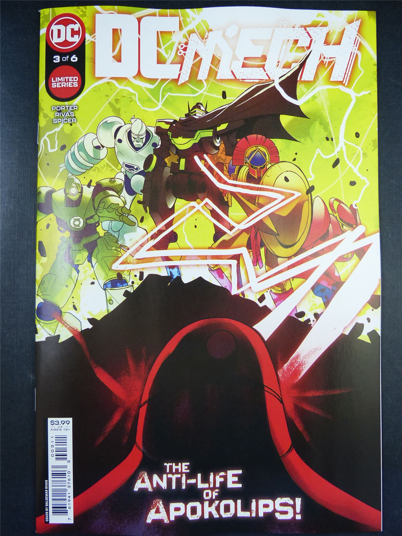 DC Mech #3 - Nov 2022 - DC Comics #832