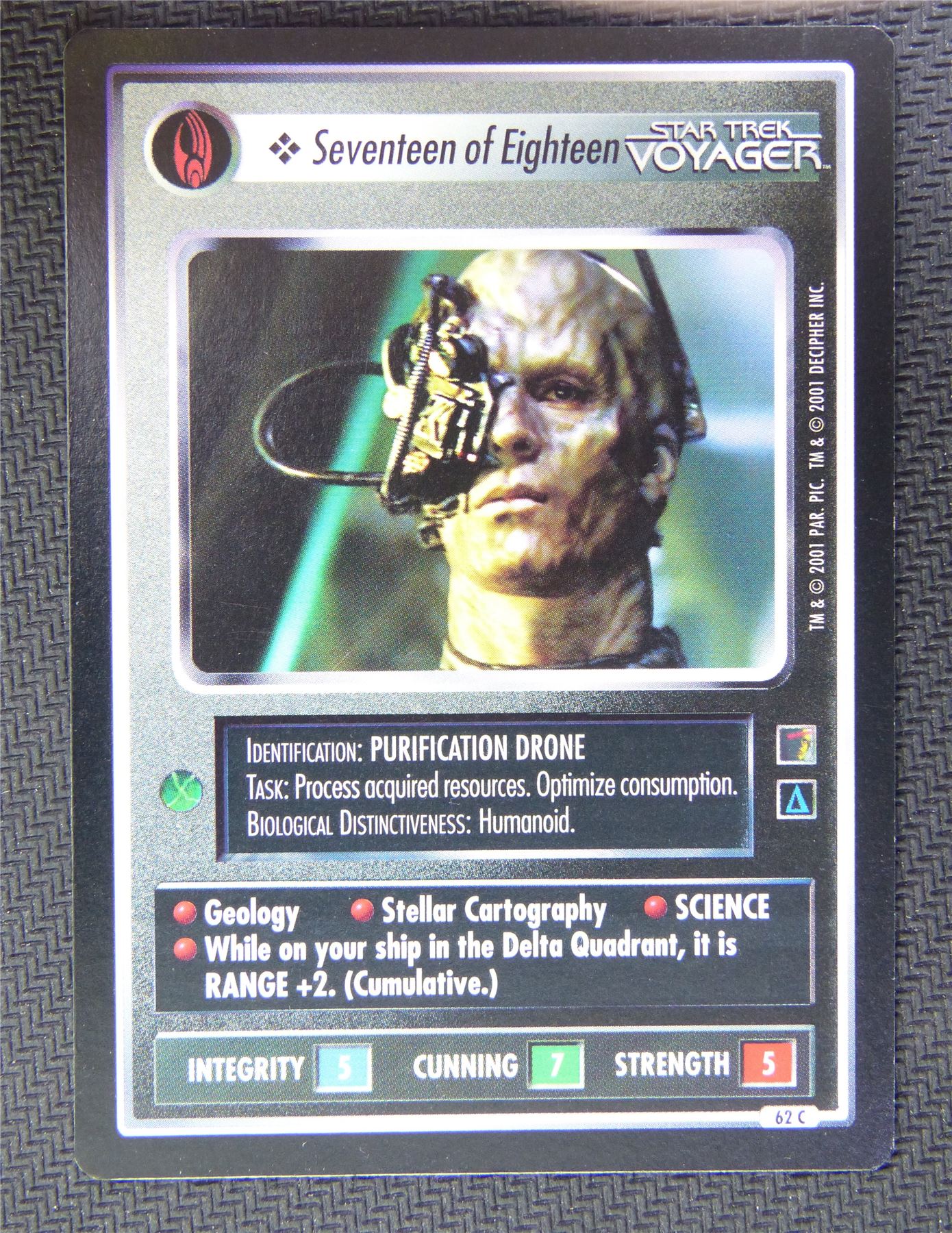 Seventeen of Eighteen Black Border - Star Trek CCG Voyager #4Z1