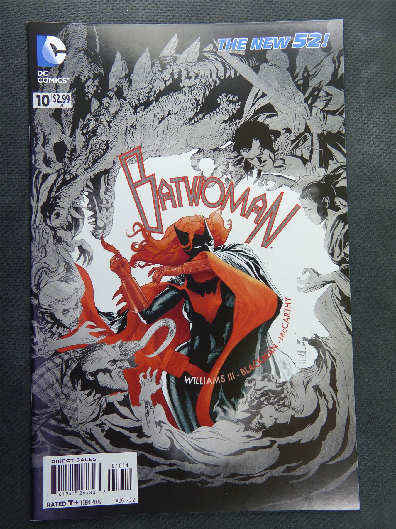 BATWOMAN #10 - DC Comic #10Z