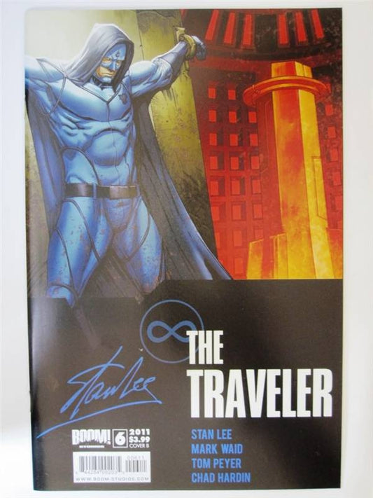 Comic: The Traveler #6 (Cover B)