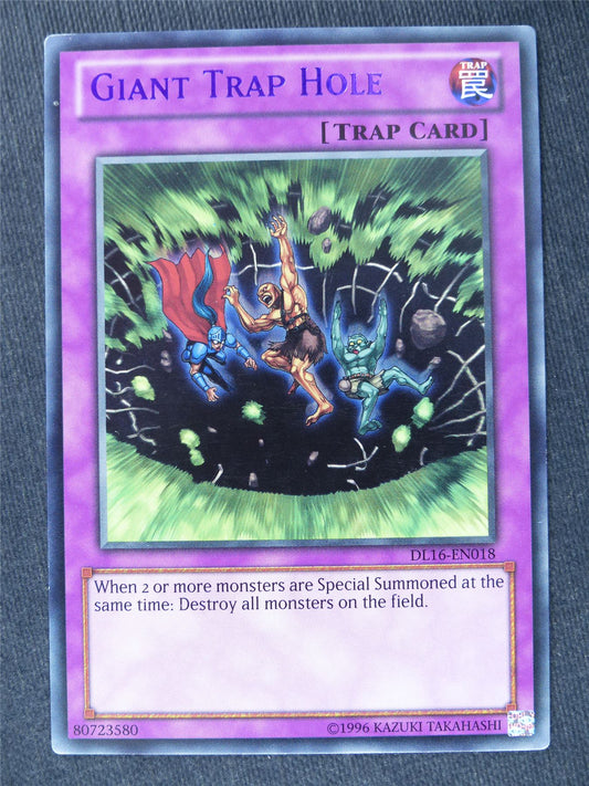 Giant Trap Hole DL16 Purple Rare - Yugioh Cards #13Y