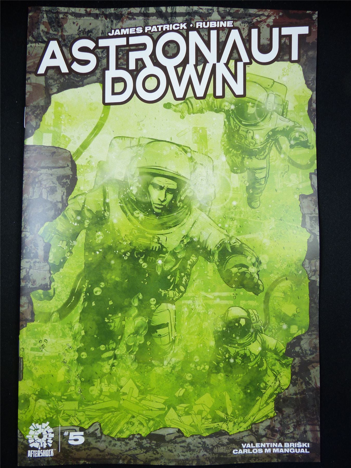 ASTRONAUT Down #5 - Jan 2023 Aftershock Comics #1H4