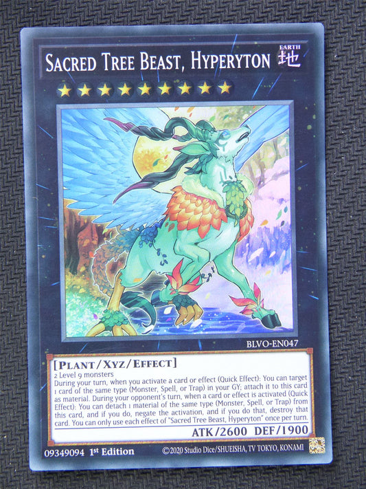 Sacred Tree Beast Hyperyton BLVO - Super Rare - Yugioh Card #5LP