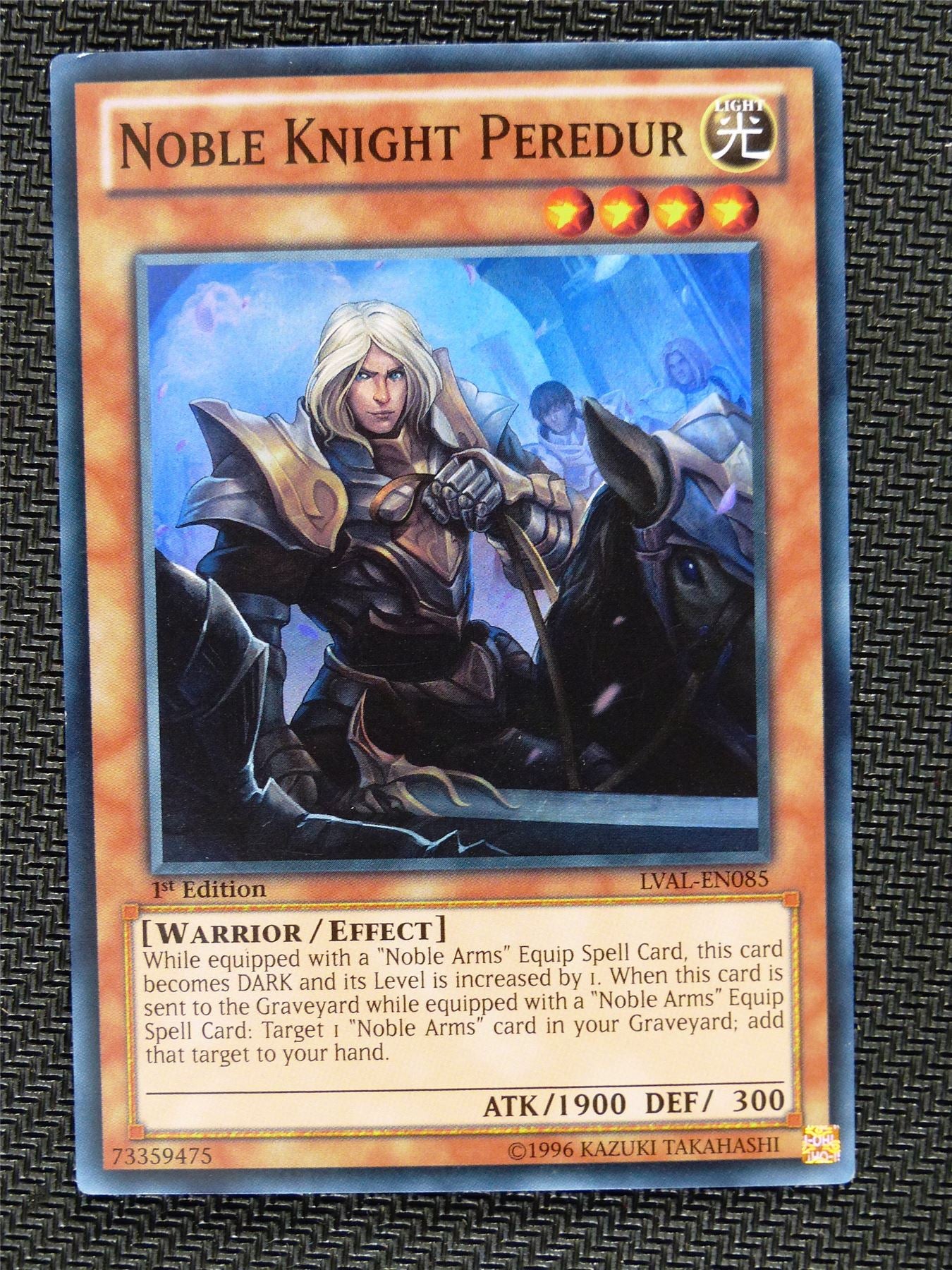 Noble Knight Peredur  - Super Rare - Yugioh Card # 1B40