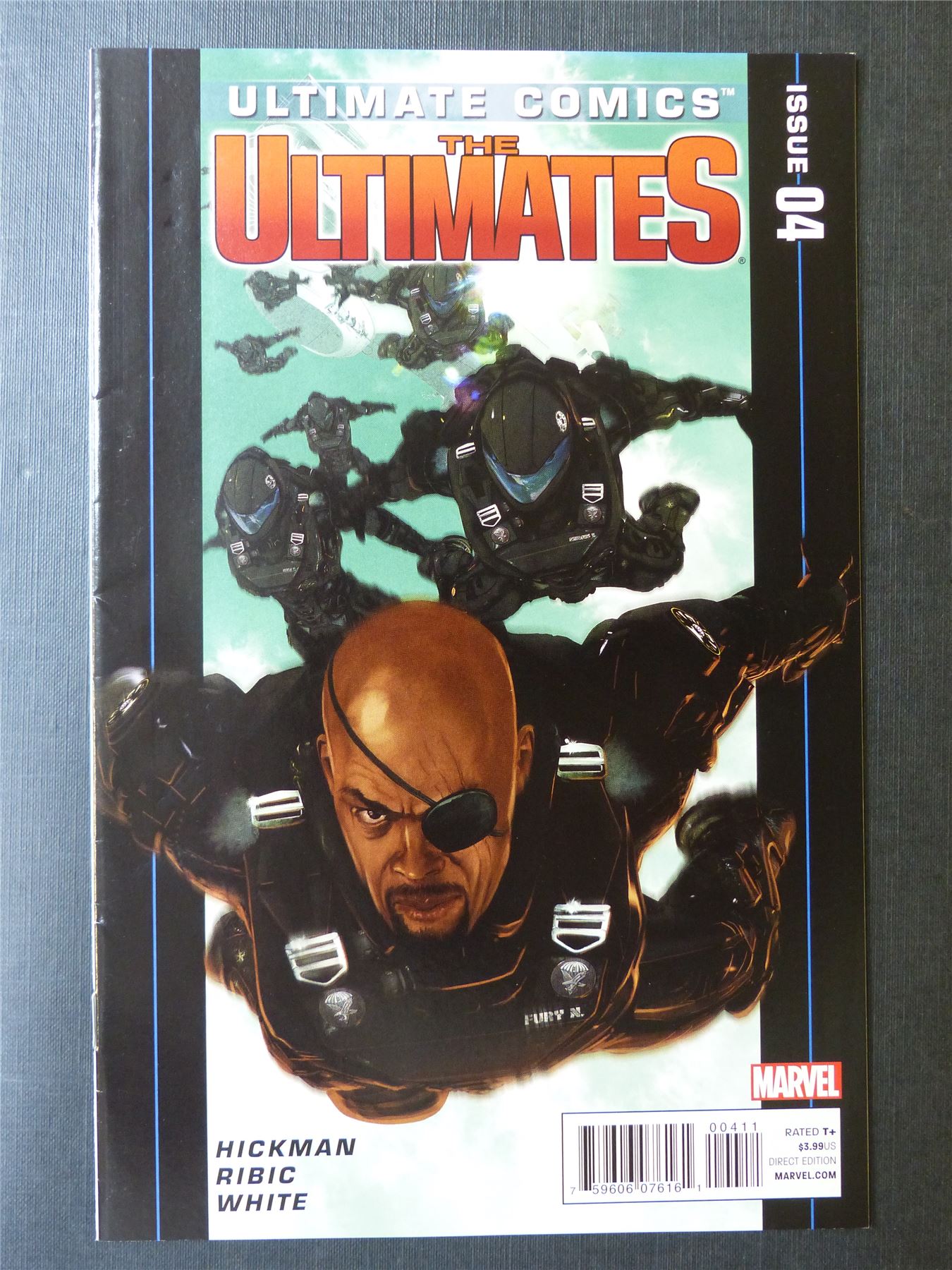 The ULTIMATES #4 - Marvel Comics #230