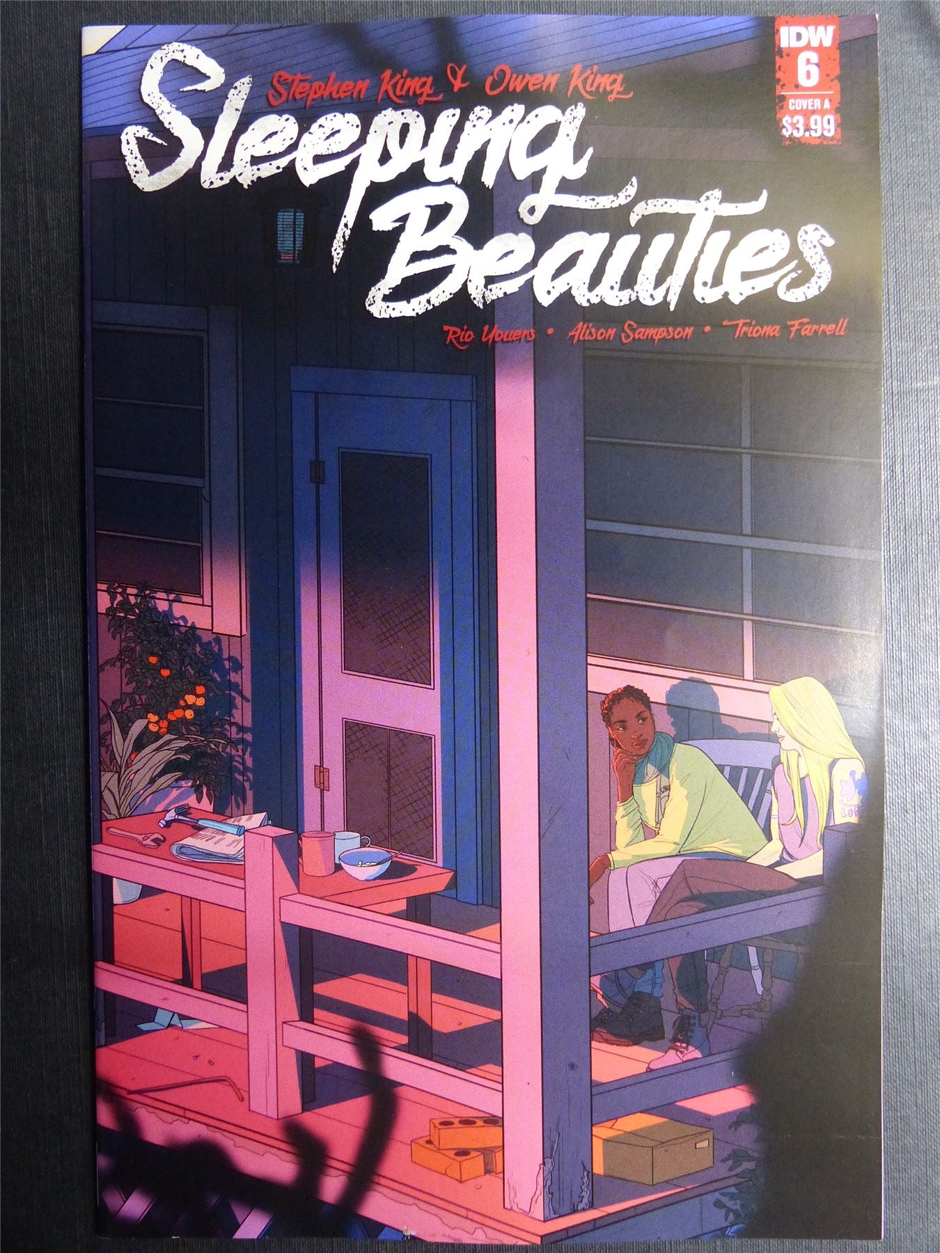 SLEEPING Beauties #6 - May 2021 - IDW Comics #7W