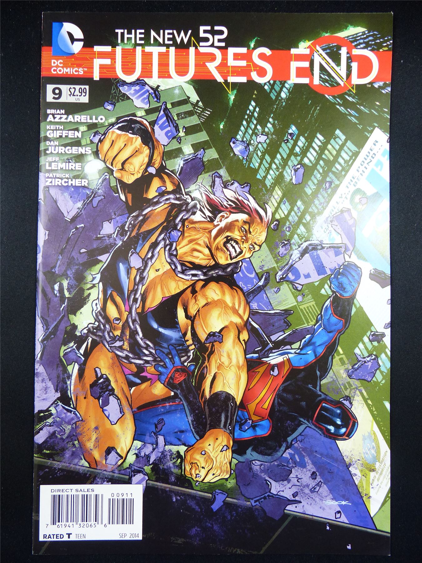 The New 52: FUTURES End #9 - DC Comics #OC