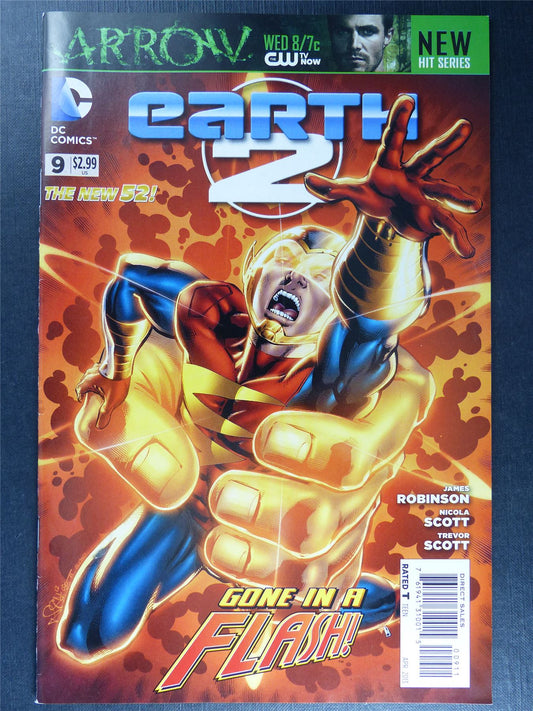 EARTH 2 #9 - DC Comic #DM