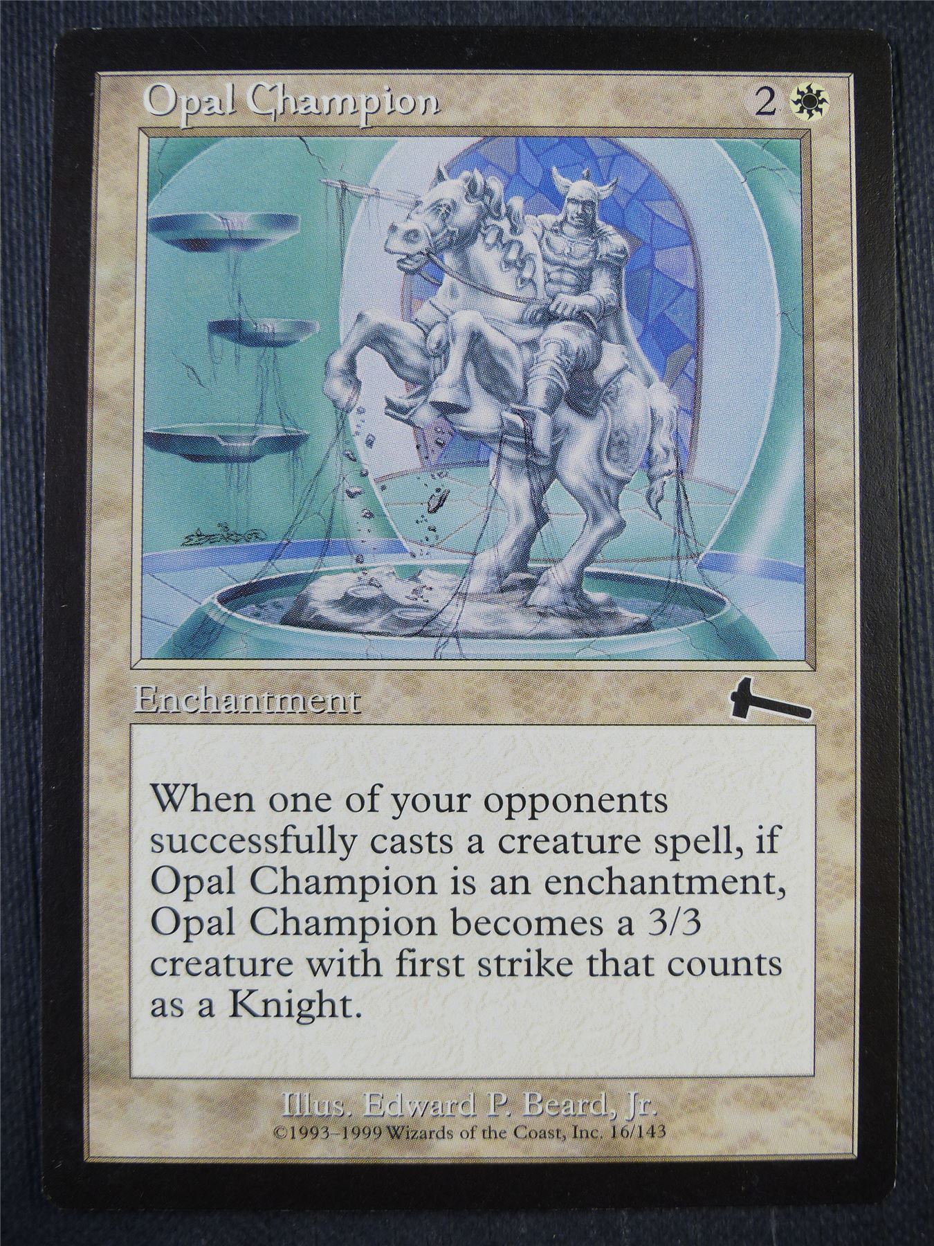 Opal Champion - Mtg Card #9ET