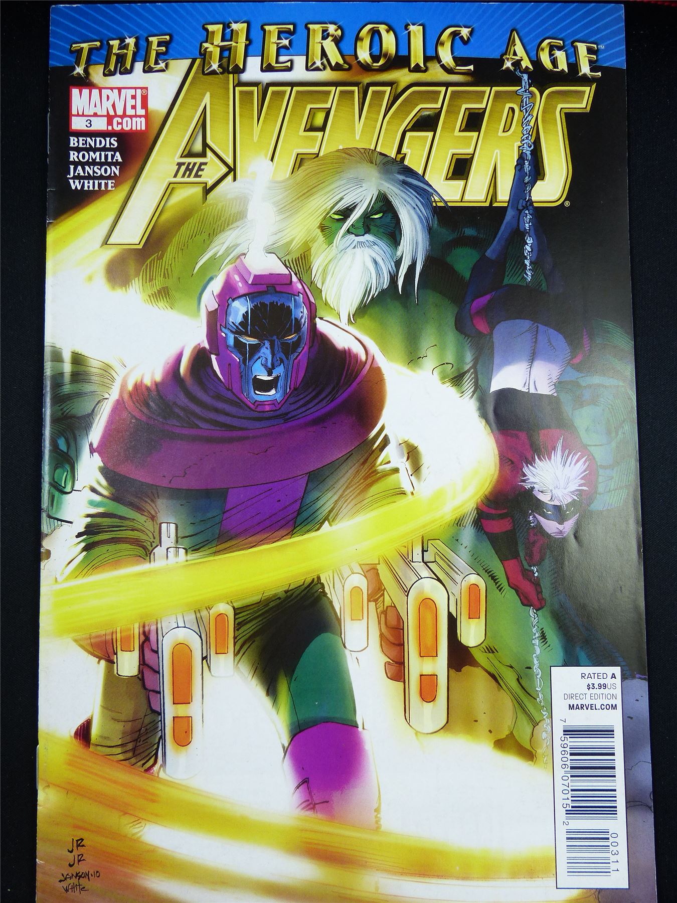 The Heroic Age: The AVENGERS #3 - Marvel Comic #1KU