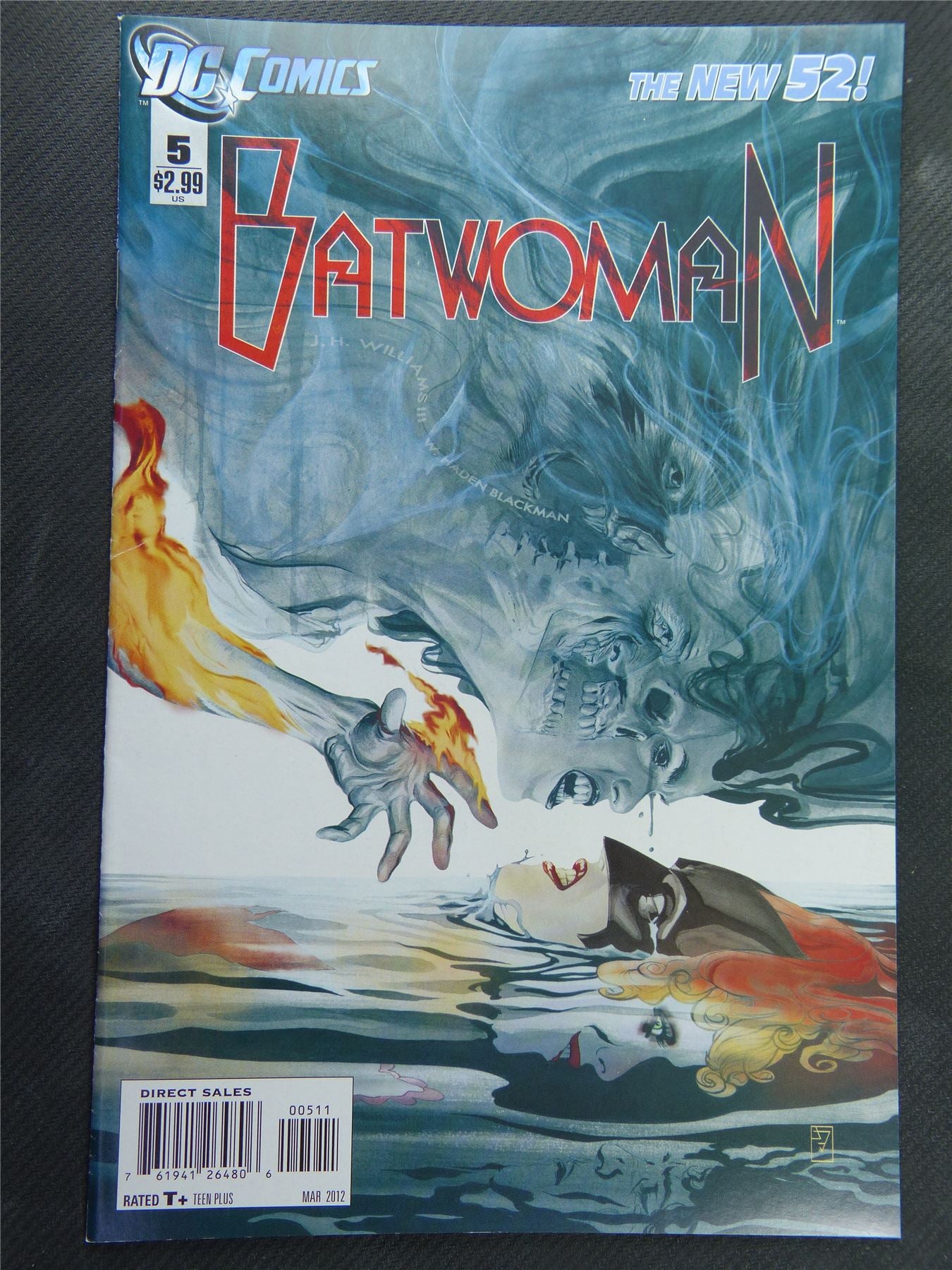 BATWOMAN #5 - DC Comic #YT