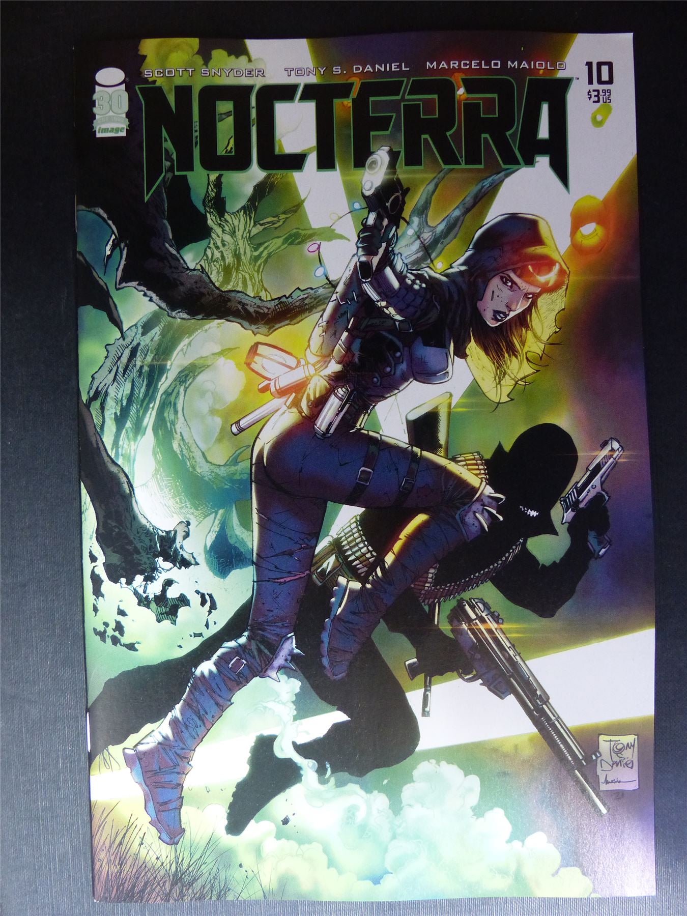 NOCTERRA #10 - May 2022 - Image Comics #2DG