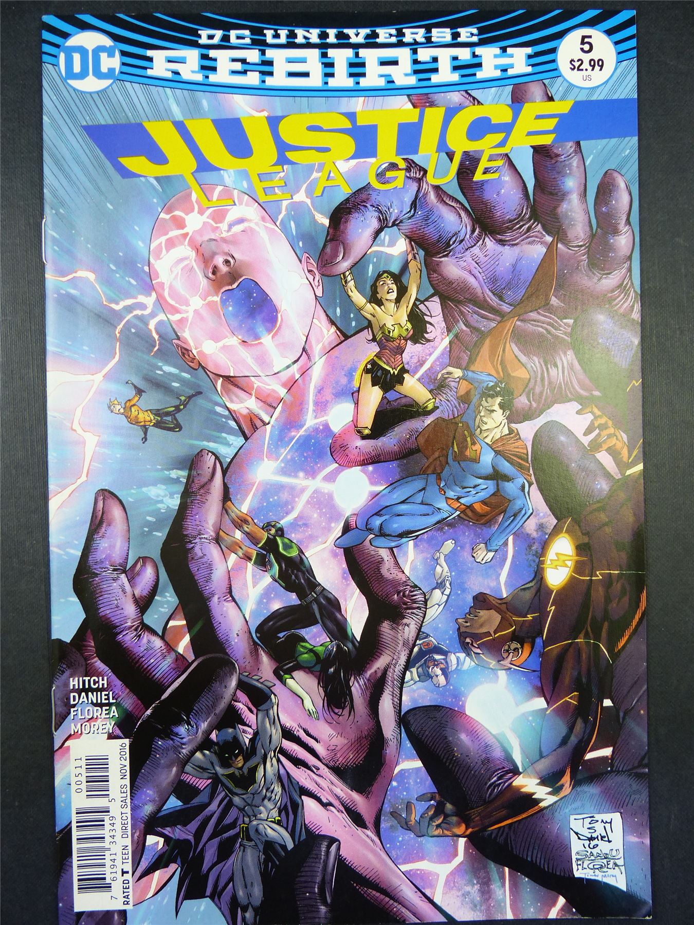 JUSTICE League #5 - DC Comics #6D