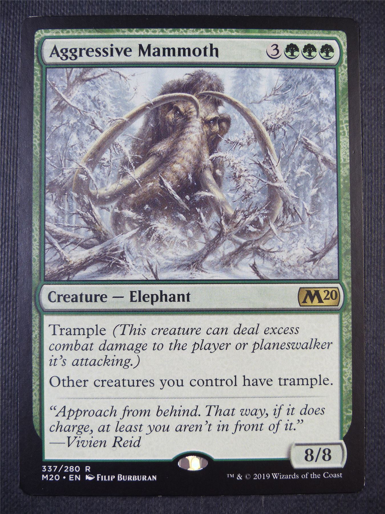 Aggressive Mammoth - Mtg Card #8BD