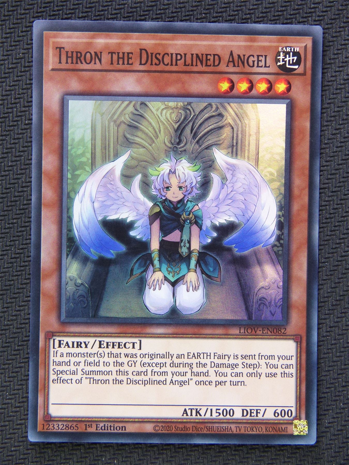 Thron Disciplined Angel LIOV - Super Rare - Yugioh Card #5UW