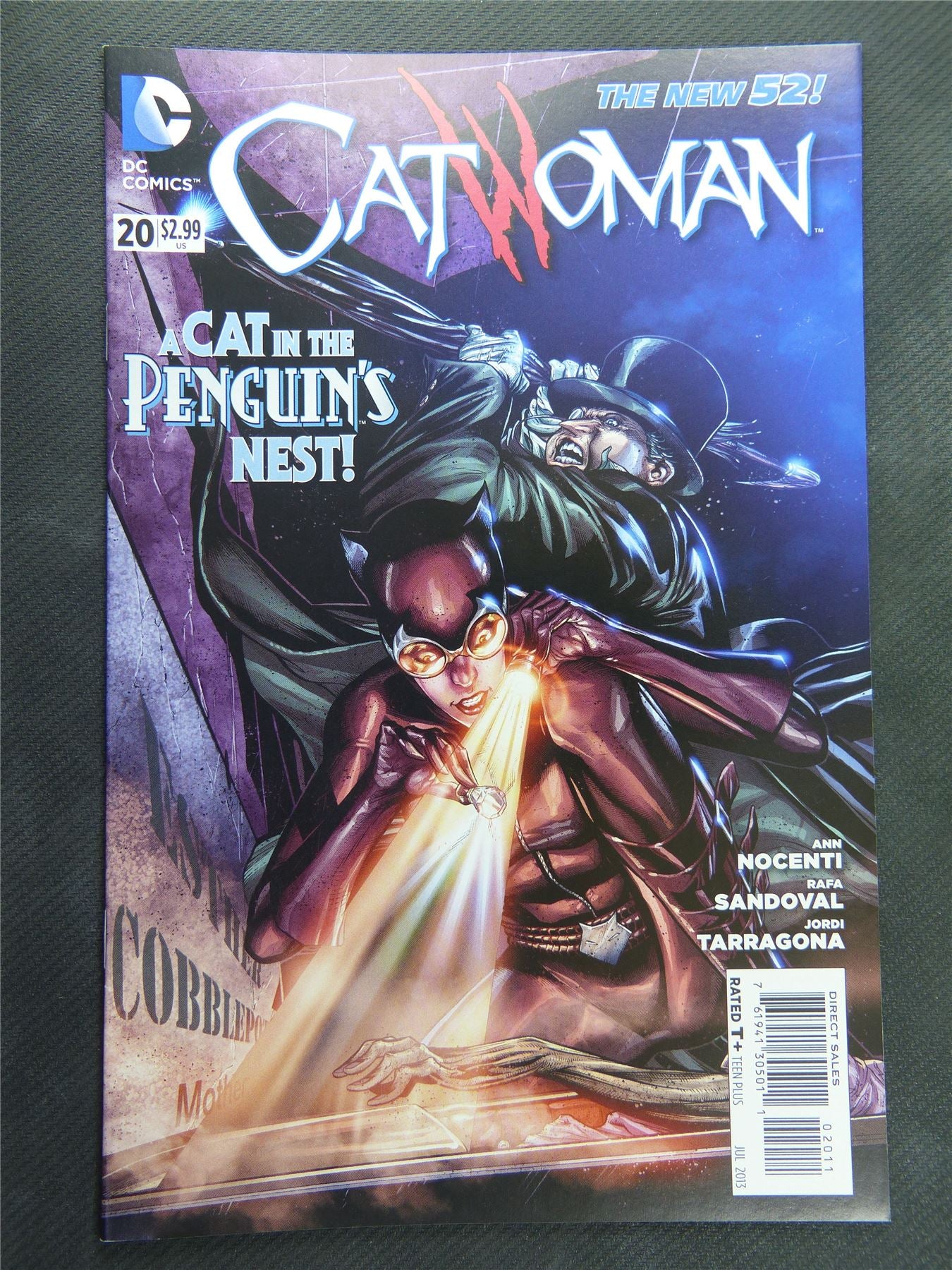 CATWOMAN #20 - DC Comic #11O