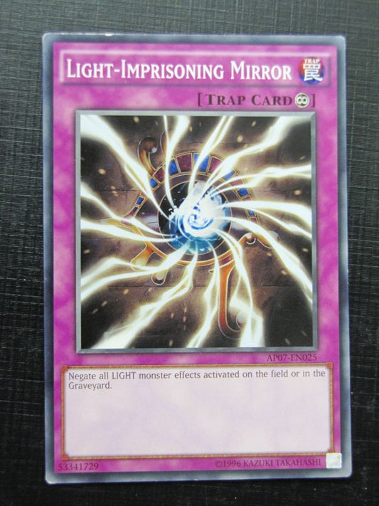 LIGHT-IMPRISONING MIRROR AP07 - Yugioh Card # 2I55