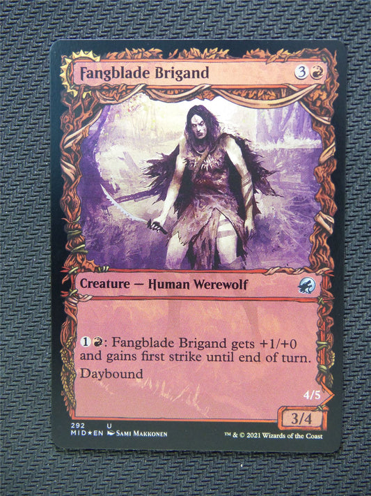 Fangblade Brigand Eviscerator Foil  Showcase - Innistrad - Mtg Card #3M3
