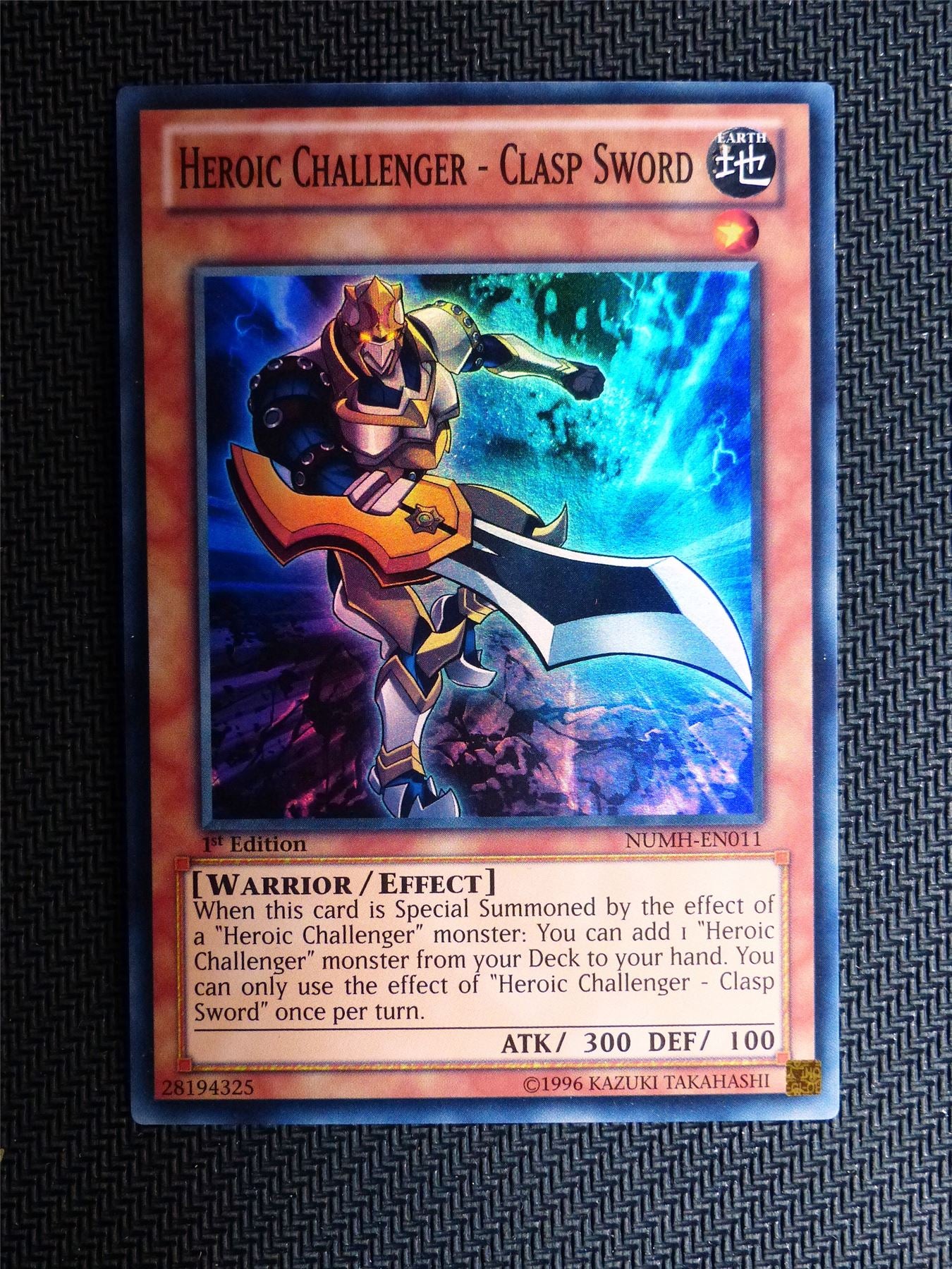 Heroic Challenger Clasp Sword - NUMH - Super Rare - Yugioh Card # 1C87