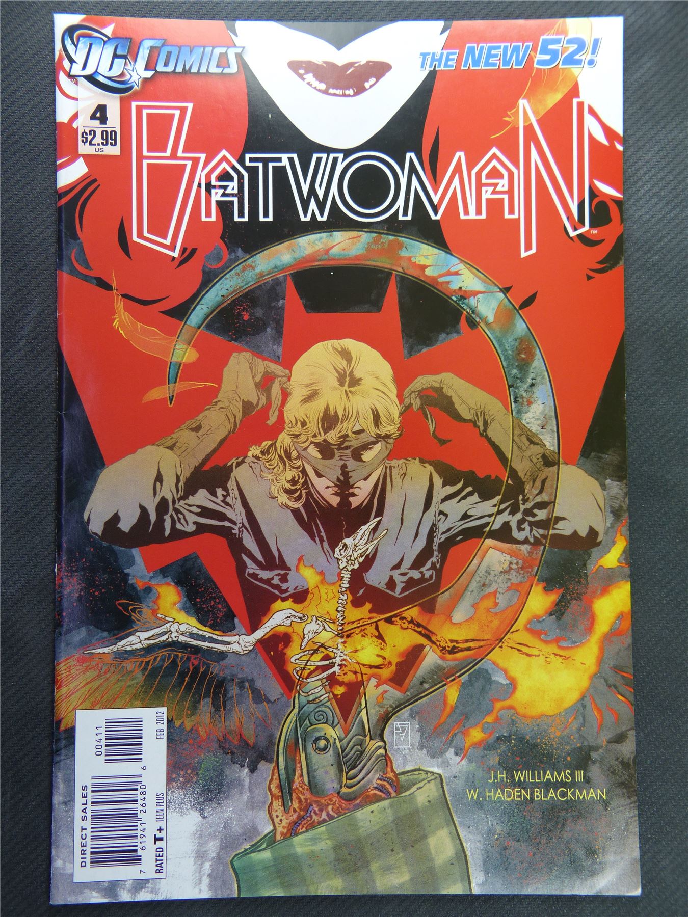 BATWOMAN #4 - DC Comic #YS