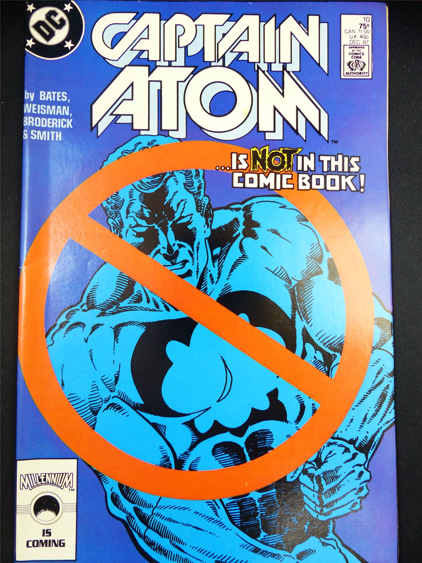 CAPTAIN Atom #10 - DC Comic #1IU