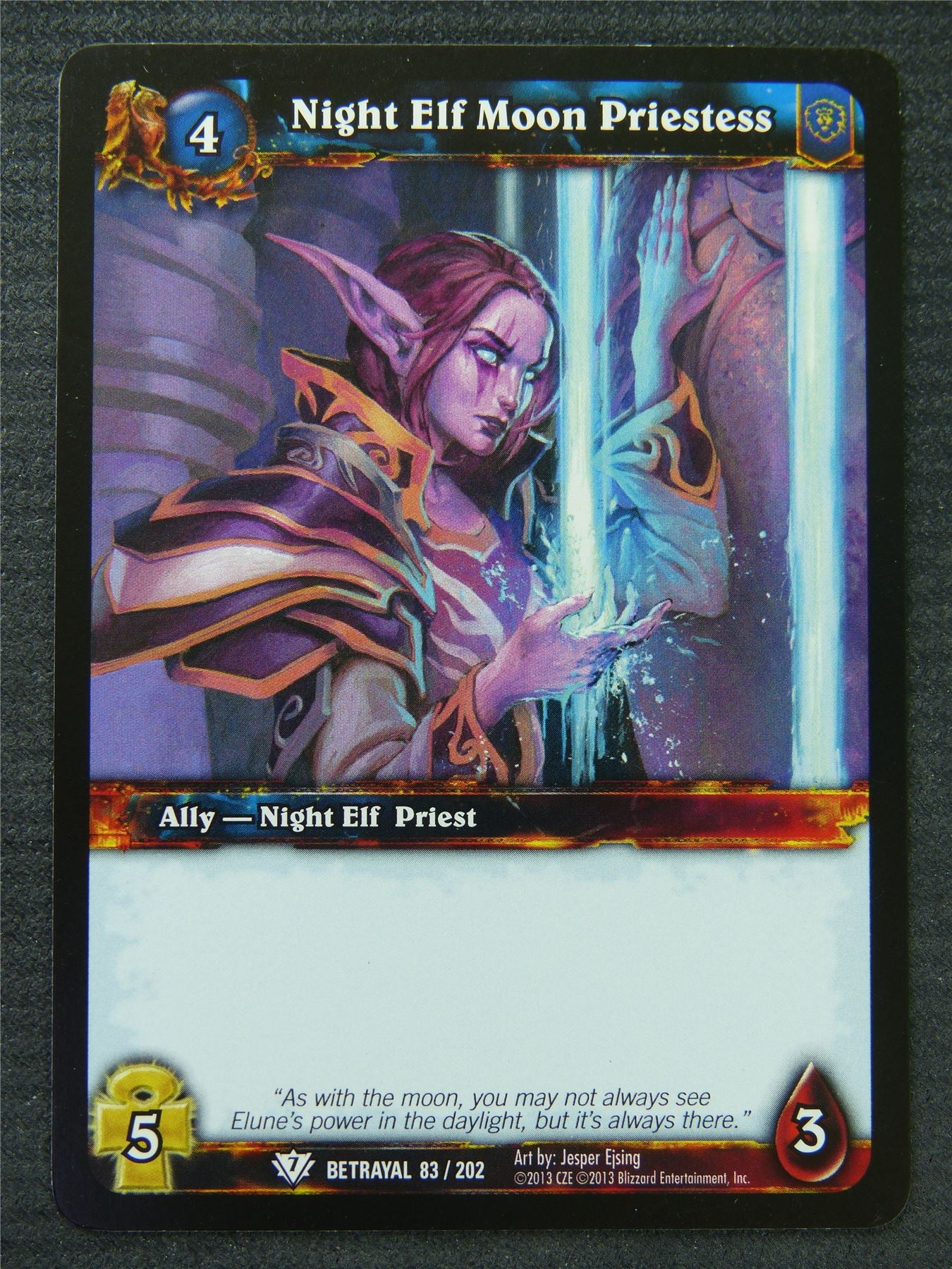 Night Elf Moon Priestess - Common - World Of Warcraft #1FZ